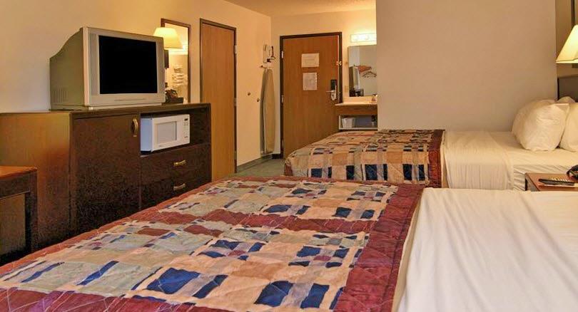 Country Hearth Inn Maryville Room photo