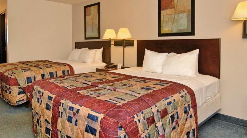Country Hearth Inn Maryville Room photo