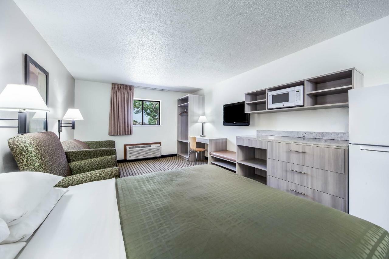Country Hearth Inn Maryville Exterior photo