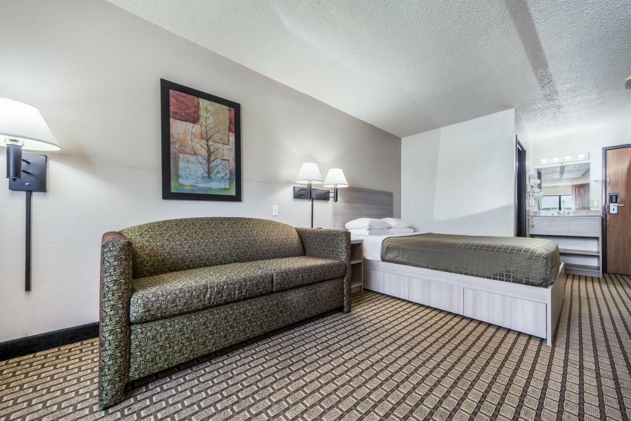 Country Hearth Inn Maryville Exterior photo